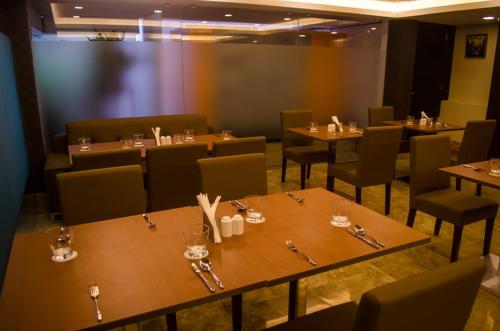oyo 662 hotel comfotel