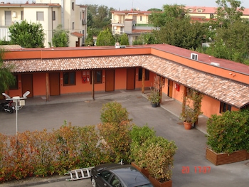 hotel la corte