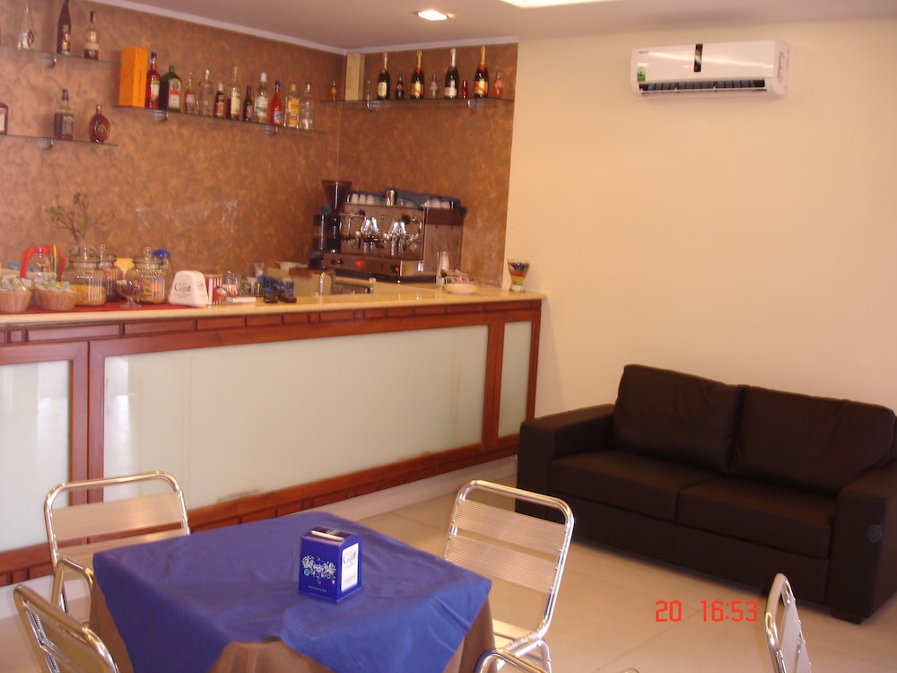 hotel la corte