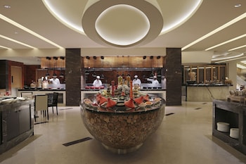 crowne plaza jaipur tonk road an ihg hotel