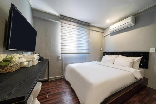 gong gam hotel sangbong