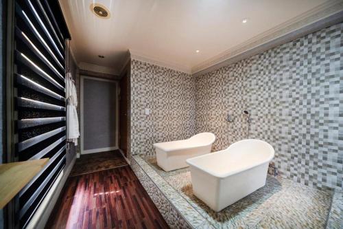 gong gam hotel sangbong