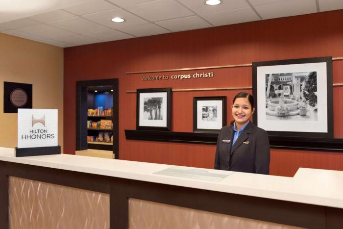 hampton inn and suites corpus christi