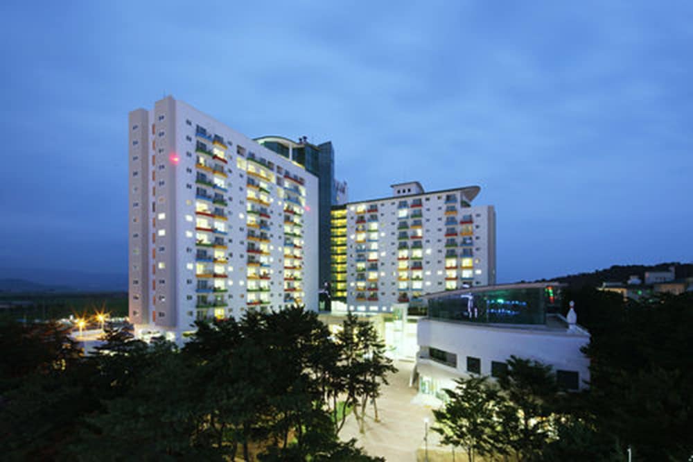 hanwha resort daecheon paros