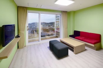 hanwha resort daecheon paros