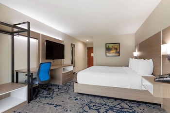 comfort inn and suites