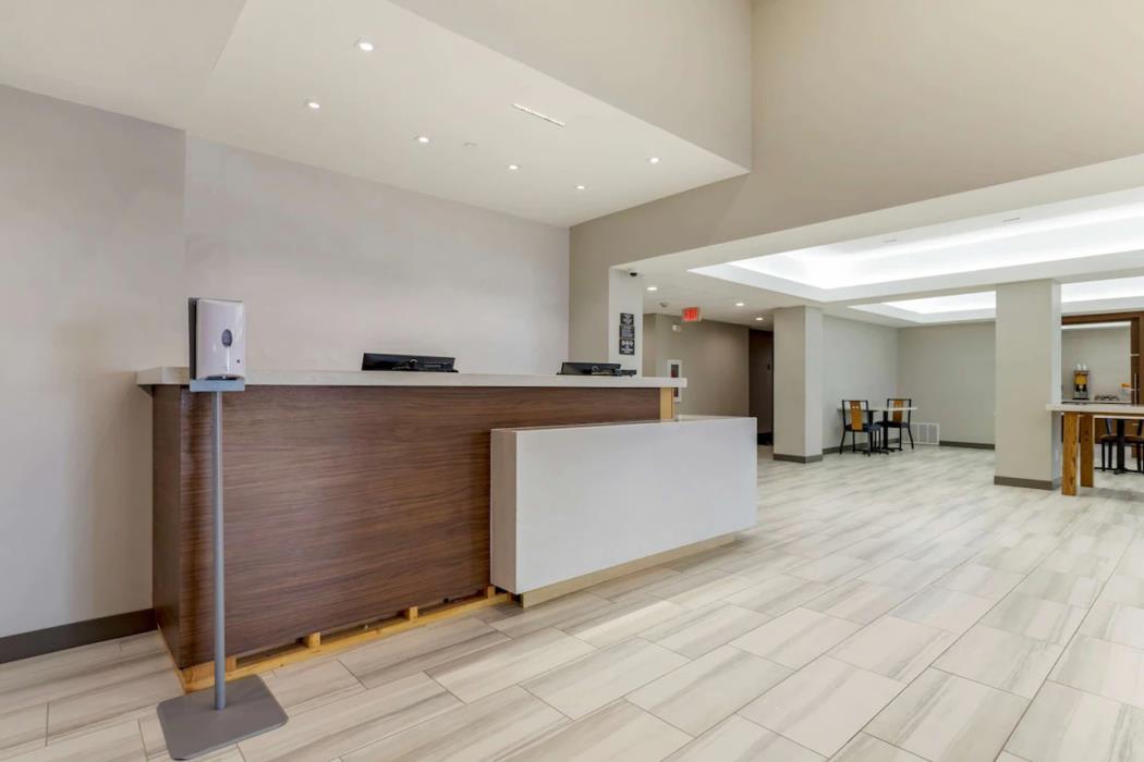 Comfort Inn & Suites,Near Five Civilized Tribes Museum,3 star