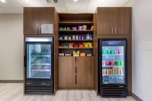 comfort inn and suites