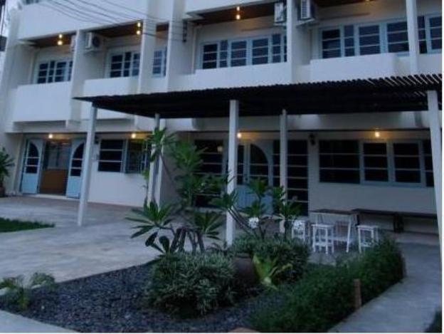albatross guesthouse thungwualaen beach