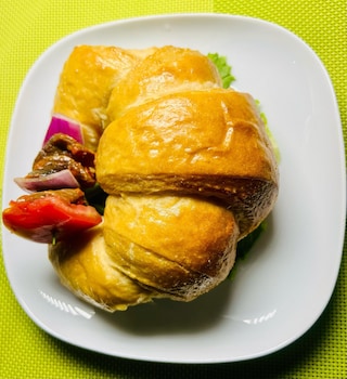 fritz apartments and suites