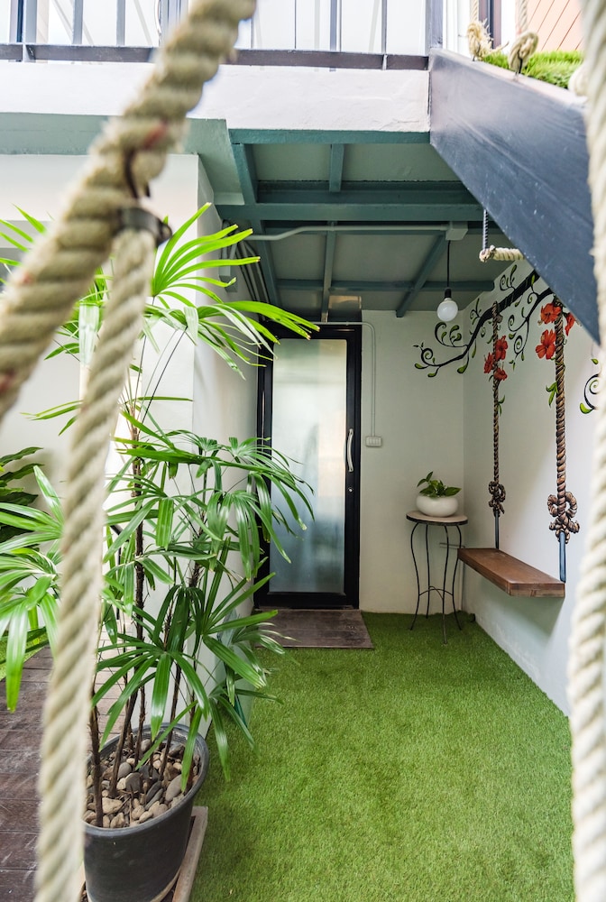 eco hostel phuket