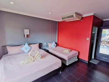belle cose guest house phuket