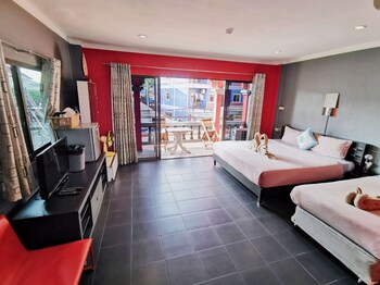 belle cose guest house phuket