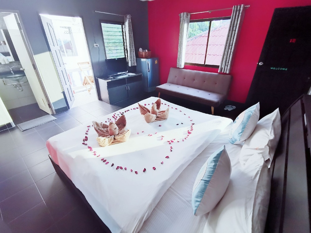 belle cose guest house phuket