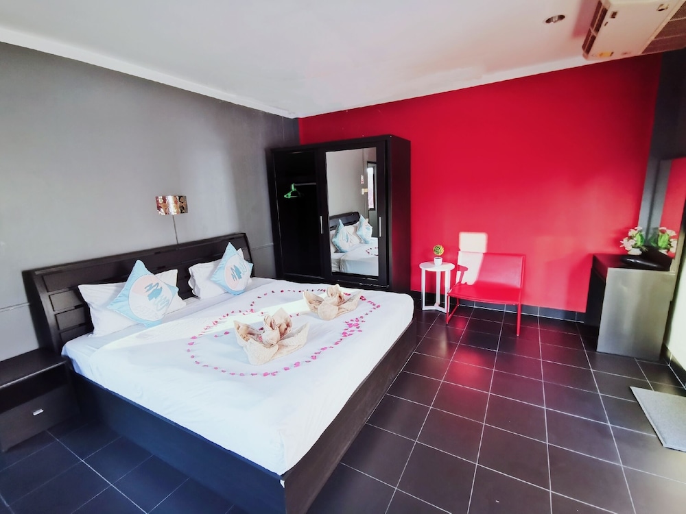 belle cose guest house phuket