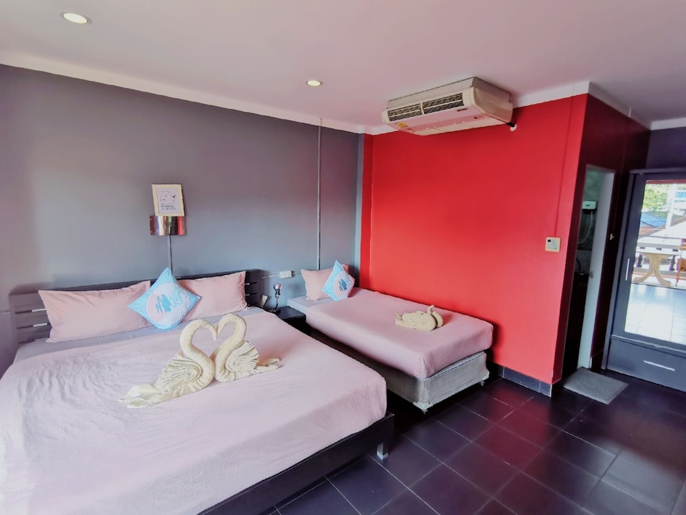 belle cose guest house phuket