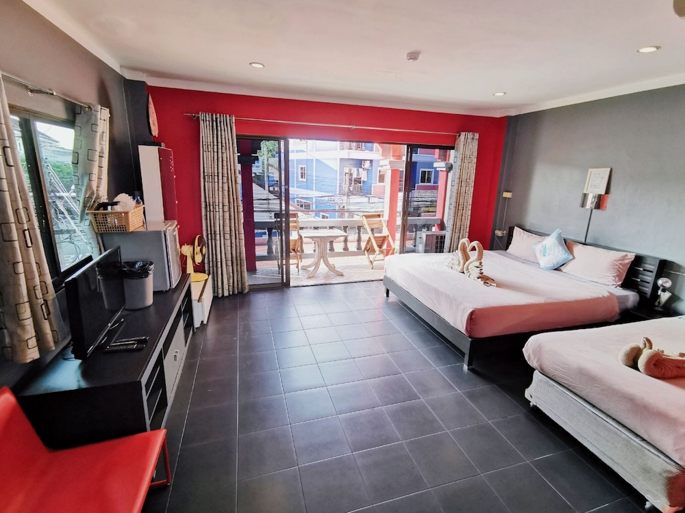 belle cose guest house phuket