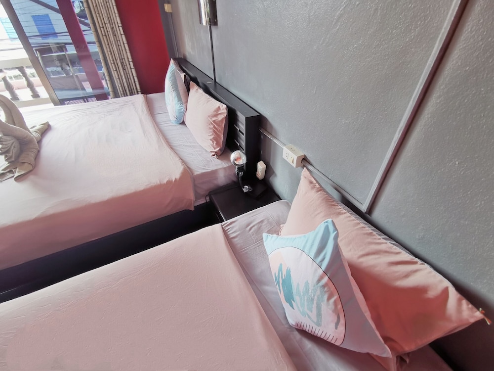 belle cose guest house phuket