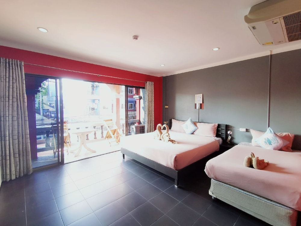 belle cose guest house phuket