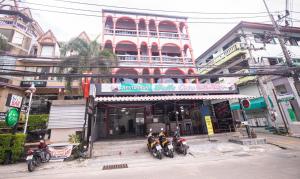 belle cose guest house phuket