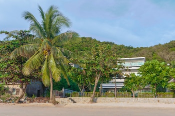 davina beach homes