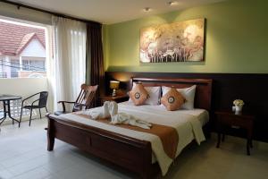 phuket racha at kata homestay