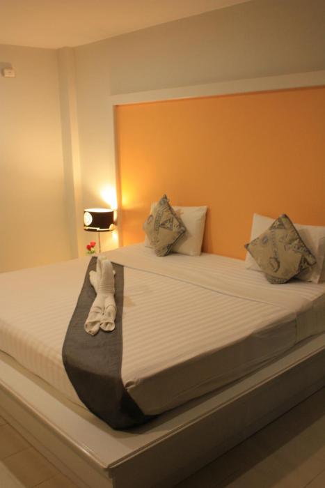 phuket racha at kata homestay