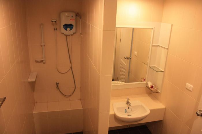 phuket racha at kata homestay