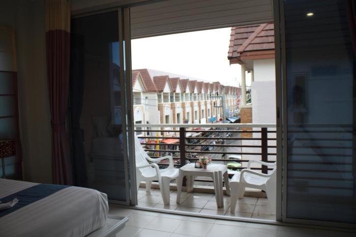 phuket racha at kata homestay