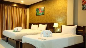 phuket racha at kata homestay