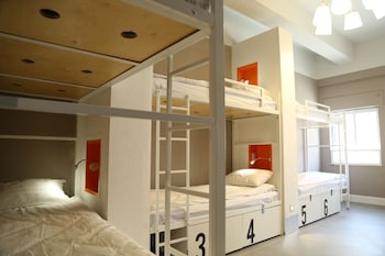 the post hostel