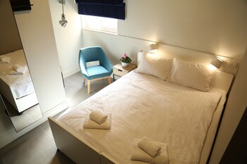the post hostel