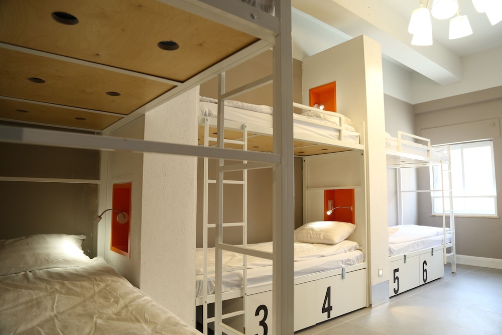 the post hostel