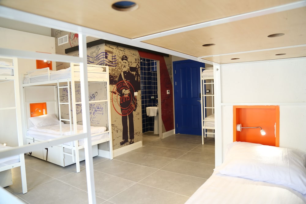 the post hostel