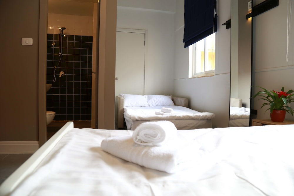 the post hostel