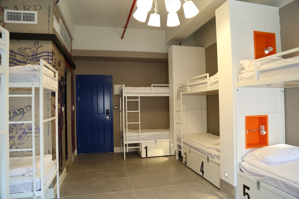 the post hostel