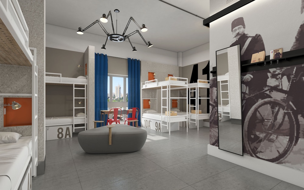 the post hostel