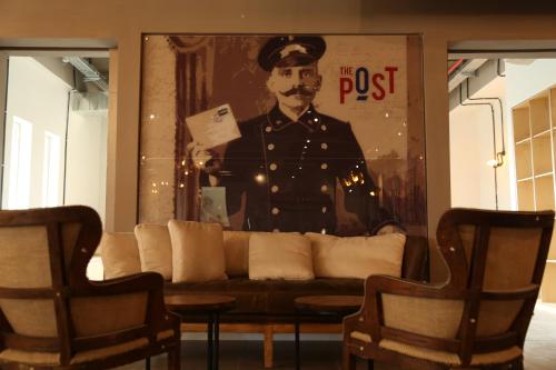 the post hostel