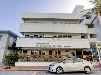 Miami International By Lowkl,Near Art Deco Welcome Center,3 star