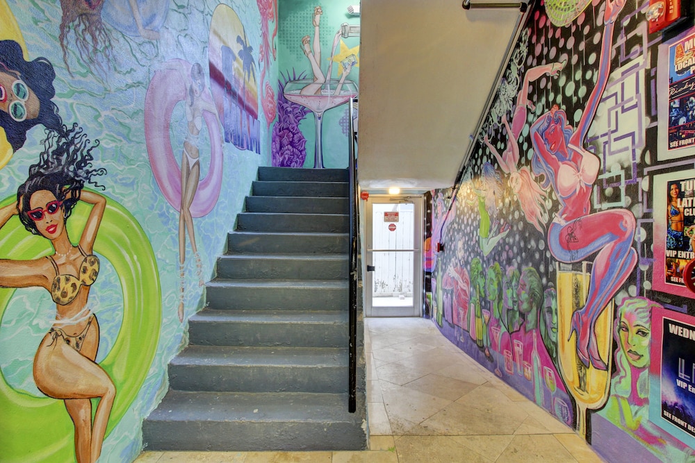 miami international by lowkl