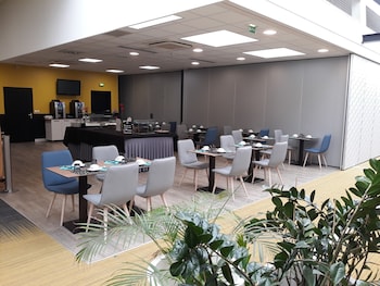 sure hotel by best western nantes beaujoire