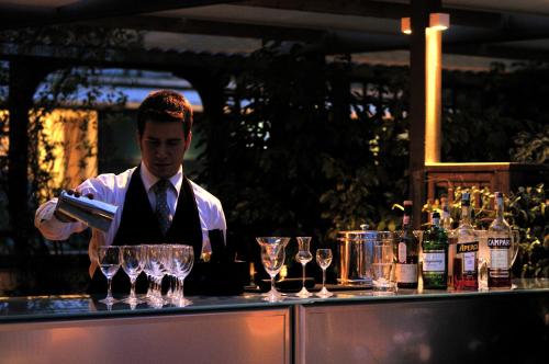 hotel paradiso bw signature collection