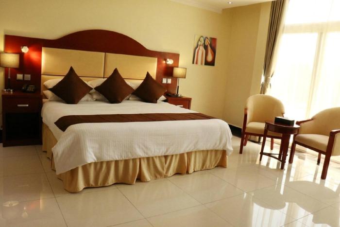 golden tulip la palisse kigali