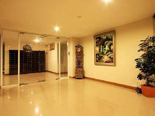 the chateau luxury serviced apartment