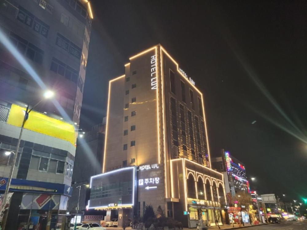 business design hotel luv