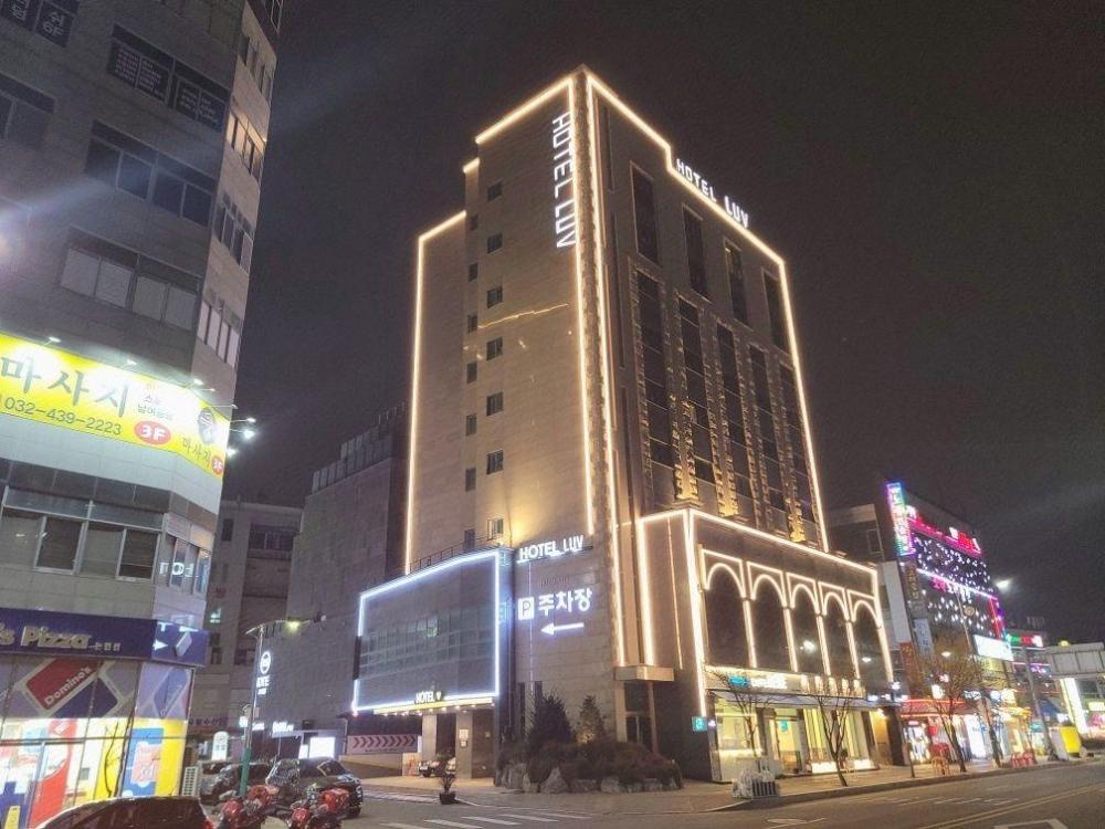 business design hotel luv