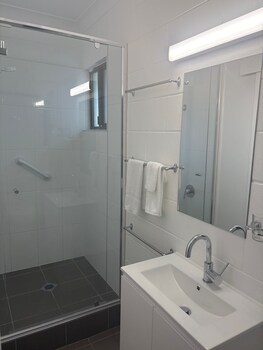 moffat beach motel caloundra