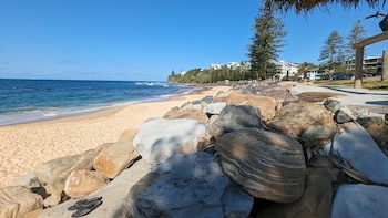 moffat beach motel caloundra