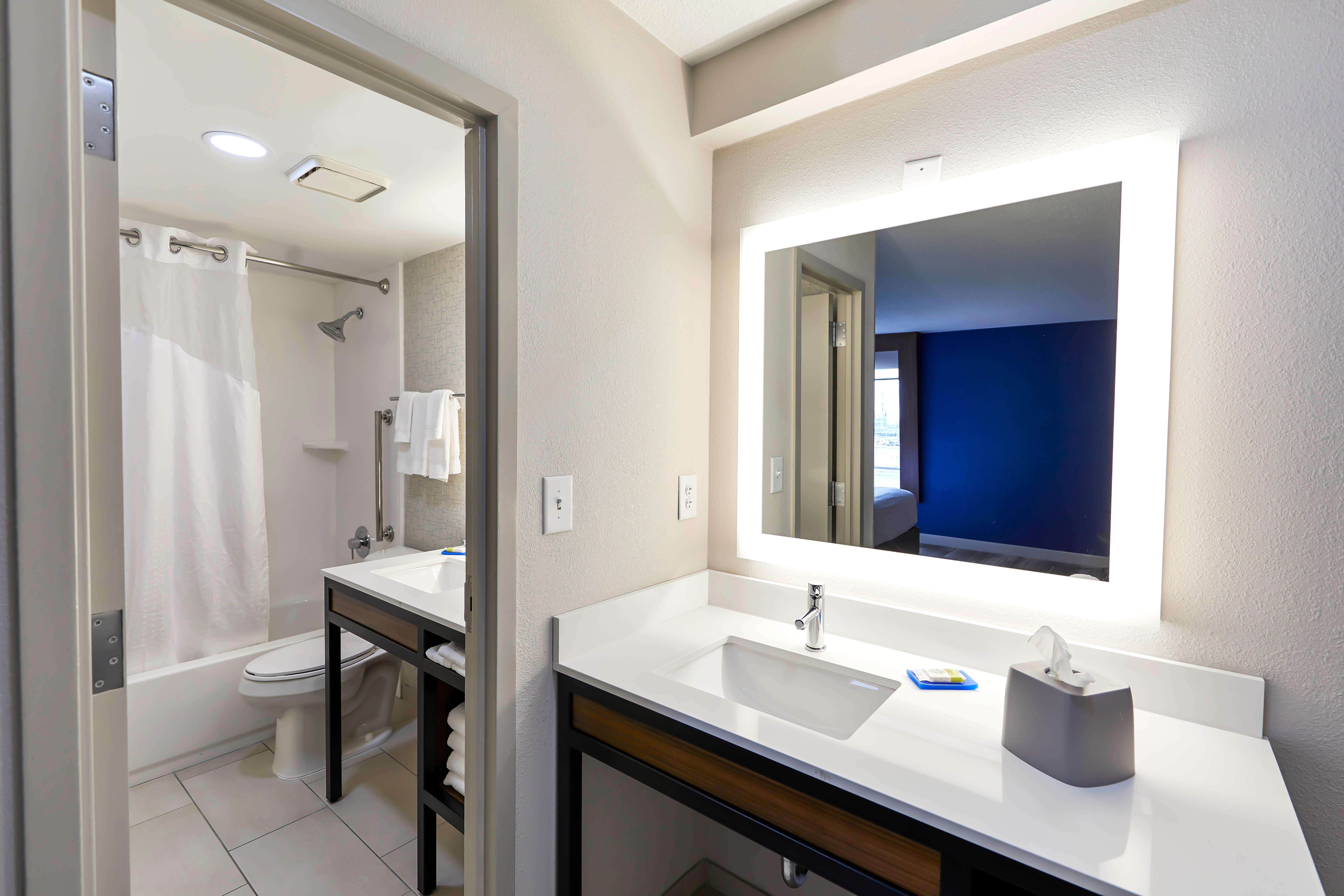 holiday inn express nashville downtown broadway by ihg