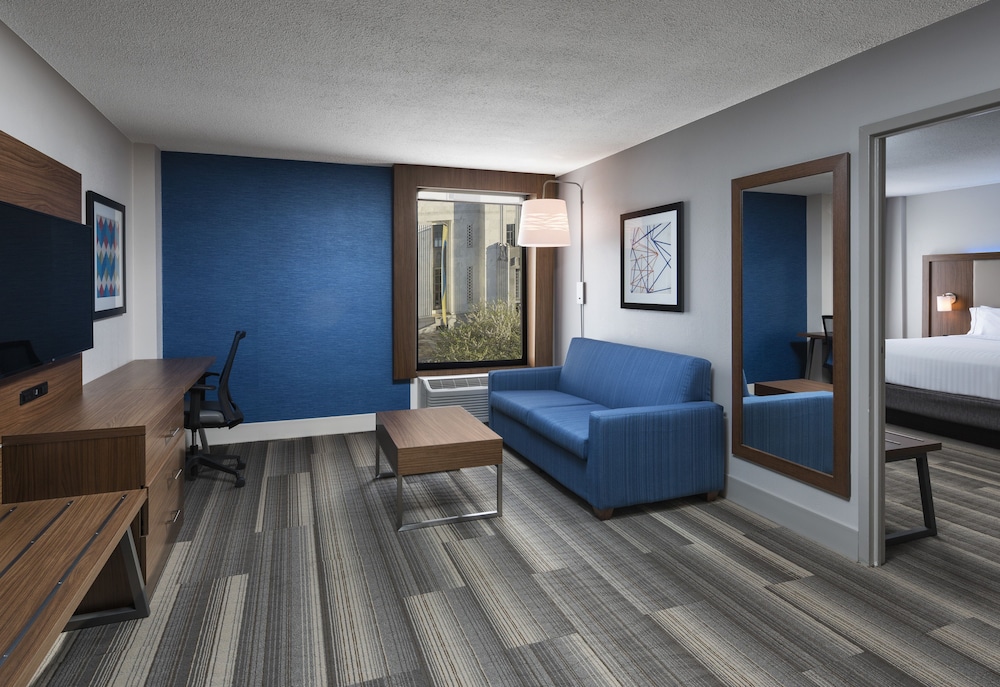 holiday inn express nashville downtown broadway by ihg